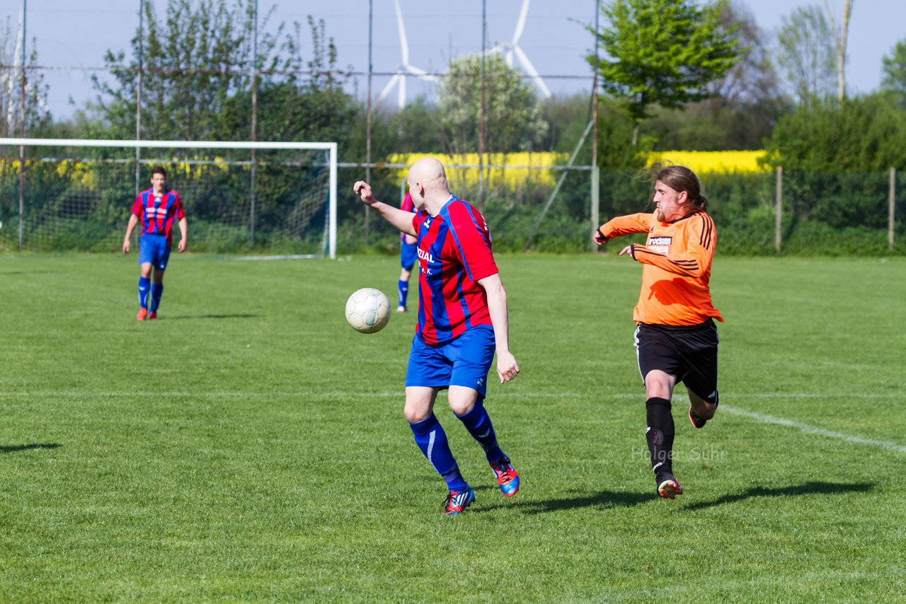 Bild 249 - Herren FSG BraWie 08 - TSV Ntzen : Ergebnis: 1:2